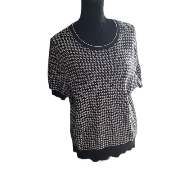 Lands End Black White Herringbone Short Sleeve Sweater Size XL/P/18 - Picture 1 of 6